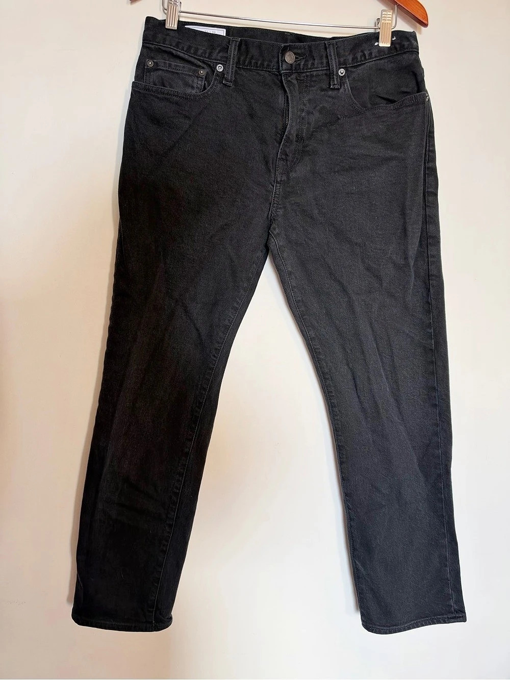 GAP Slim Straight Black Wash Jeans Waist 32